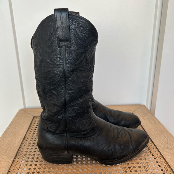 Ariat Other - Ariat Heritage men’s cowboy boots size 11 EE (Extra Large)